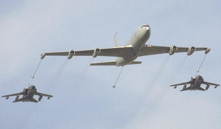 tornado12_KC-135.jpg